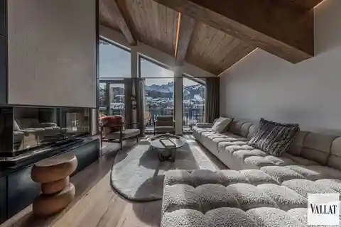 Chalet-style Courchevel Duplex with Private Ski Room