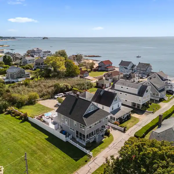 SHORELINE LIFESTYLE COLONIAL WITH PRIVATE BEACH