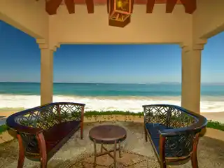 Rare Beachfront Find