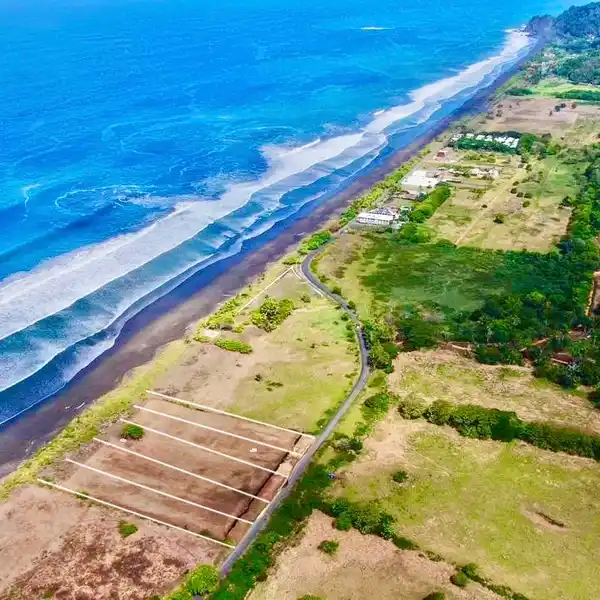 PLAYA HERMOSA BEACHFRONT LOTS