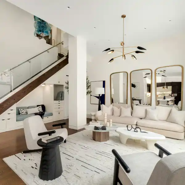 EXPANSIVE TOWNHOUSE IN THE HEART OF NORTH TRIBECA