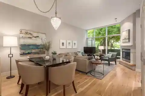 Rare Full-Sized Townhouse at the Waterford