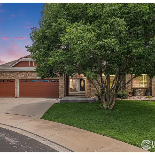 DESIGNER RANCH LIVING