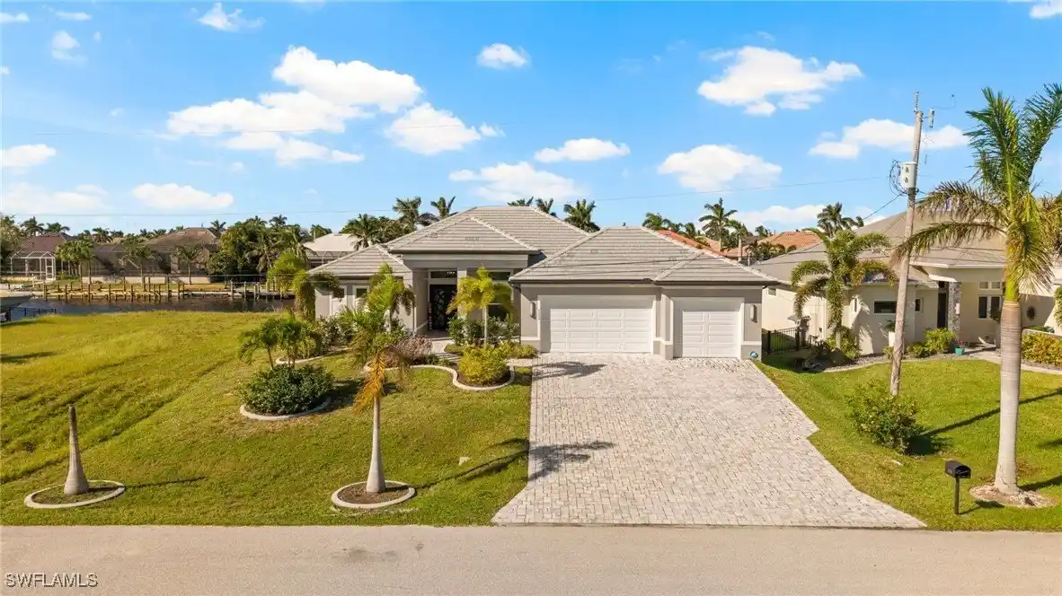 Modern Luxury Home with Direct Gulf Access