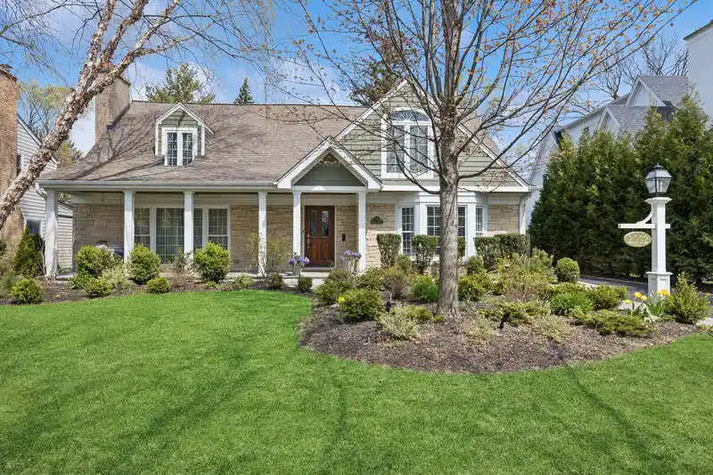 Charming Cape Cod Home in Kenilworth Gardens