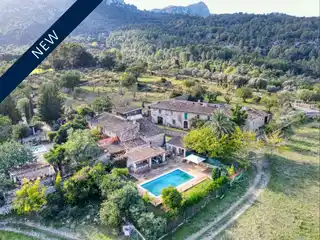 Beautiful Mallorcan Property with Breathtaking Views over the Vall De Colonya