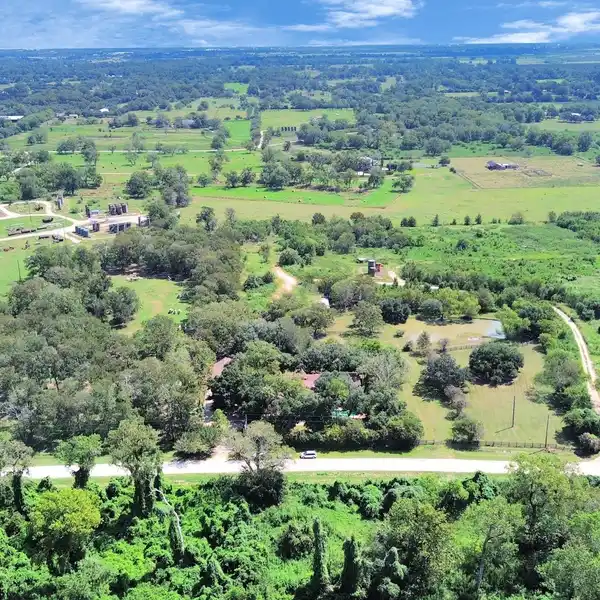 EXCEPTIONAL 4.37-ACRE PROPERTY