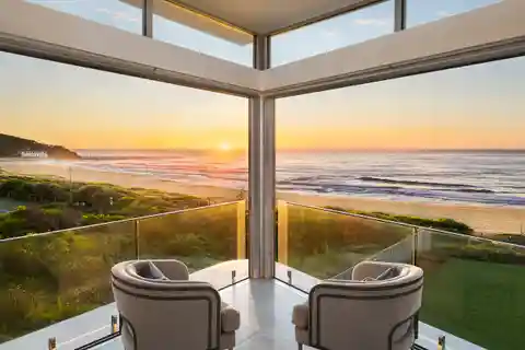 Ohana - Beachfront Architectural Triumph