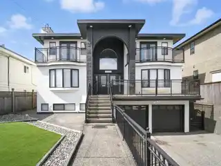 Elegant and Expansive Residence in Prestigious East Burnaby