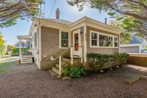 Charming Meticulously-cared-for Home
