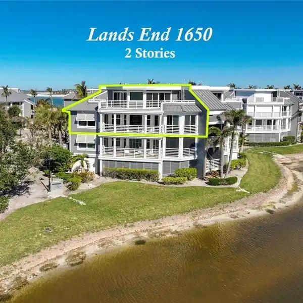 RARE LAND'S END VILLAGE CONDOMINIUM