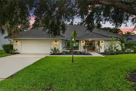 Exquisitely Renovated Home in the Sought-after Villages of Monterey