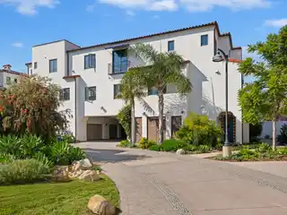 Spacious Home in Desirable Estancia