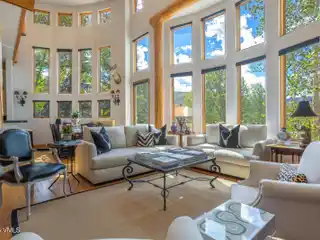 Spacious Mountain Retreat Near Vail