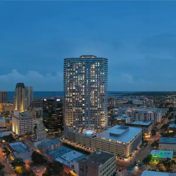 GRACIOUS HIGH-FLOOR FOUR BEDROOM IN AN ICONIC NEW BUILDING