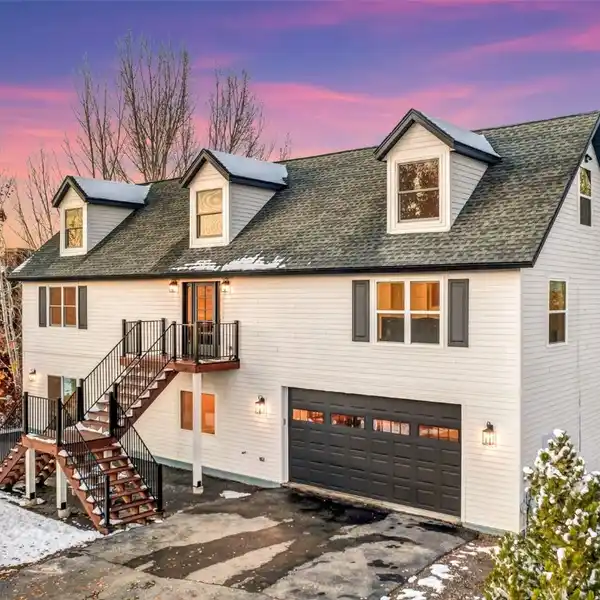 FULLY RENOVATED SIX BEDROOM HOME