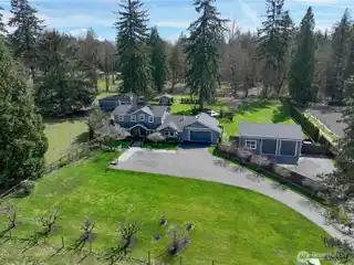 Fully Remodeled Farmhouse