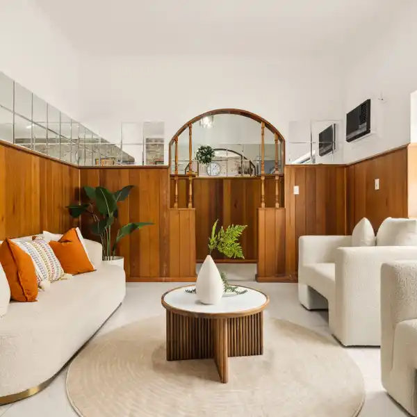 TIMELESS CHARM WITH VERSATILE LIVING POTENTIAL