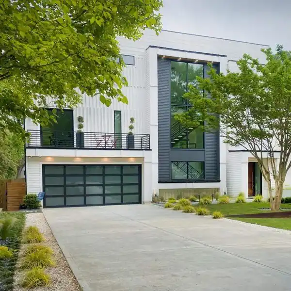 UNSURPASSED CUSTOM MODERN HOME