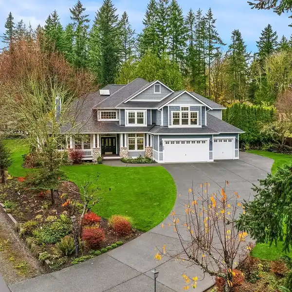 EXCEPTIONALLY LOVELY HOME SHINING FROM EVERY ANGLE