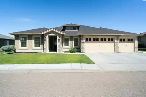 Custom Home with Stunning Views