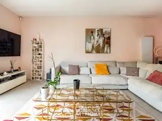 Bright Townhouse with Terrace and Garden