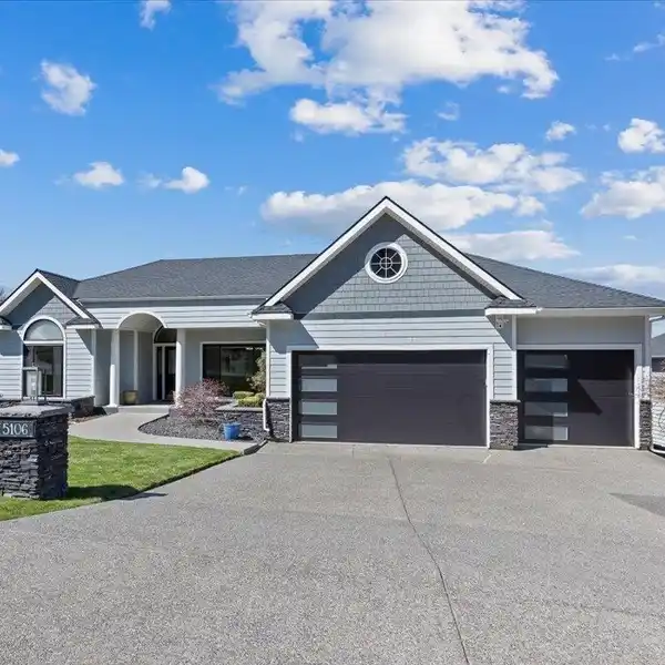 IMPRESSIVE HOME ON SPOKANE'S SOUTH HILL