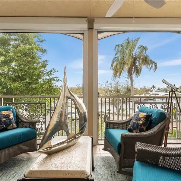 NEWLY REMODELED RESIDENCE IN HARBOUR LANDINGS