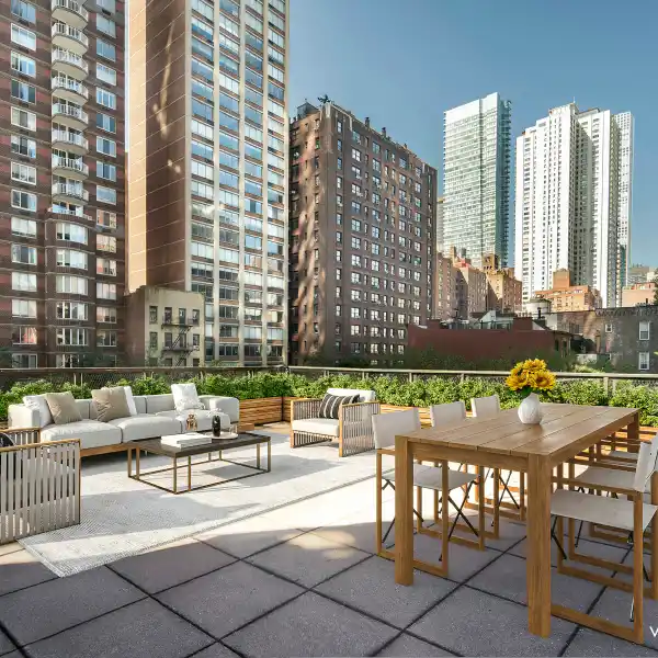 SUNNY CLASSIC 6 WITH BALCONY AND PATIO