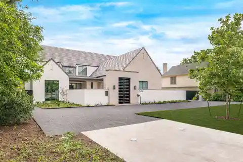 Artfully Crafted Luxury Estate