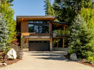Luxury West Coast Mountain Residence