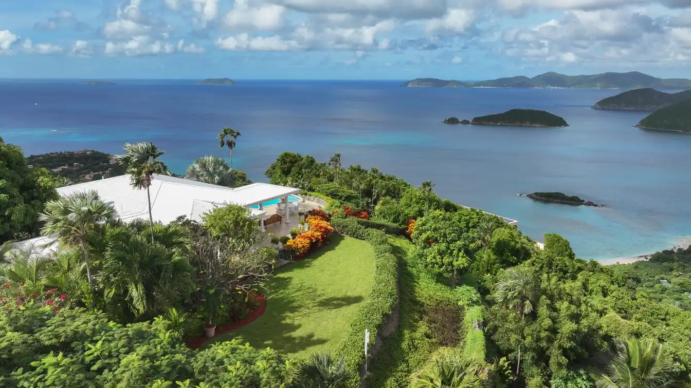 Private Compound in Prestigious Catherineberg