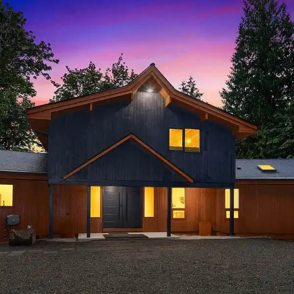 THE ESTATE AT LICORICE FERN