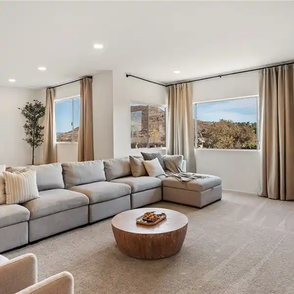 BEAUTIFULLY DESIGNED SINGLE-STORY HOME