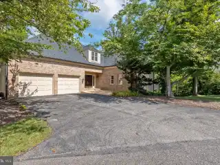 Charming Move-In-Ready Colonial Home
