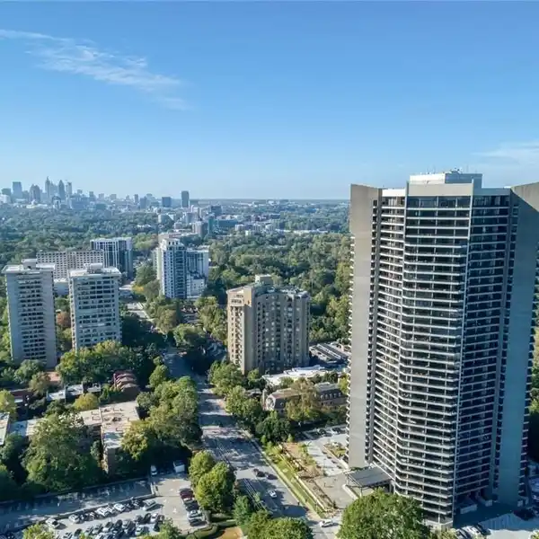 LUXURY LIVING AT PARK PLACE ON PEACHTREE