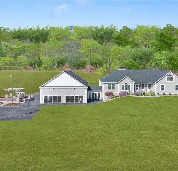 SPACIOUS FIVE BEDROOM RANCH ON OVER 40 ACRES