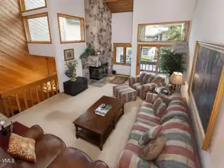 Immaculate Fully Furnished Townhome