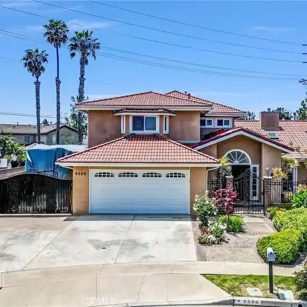 SPECTACULAR HOME ON A RARE END-OF-CUL-DE-SAC LOT