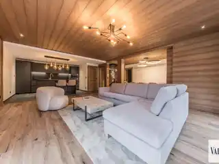 Bright Méribel Home with Private Terrace