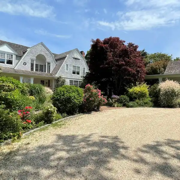 UNIQUE AND ELEGANT TRADITIONAL HOME FOR RENT