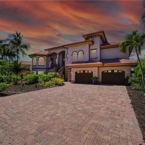 RESORT-STYLE LIVING ON COVETED EAGLE RUN