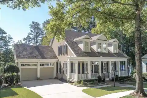 Lakefront Living in Captivating North Cove