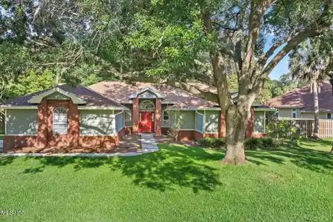 Beautiful Pool Home in Secluded Woods