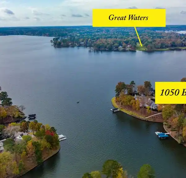 COMPLETELY RENOVATED ON A DEEP LAKE OCONEE COVE