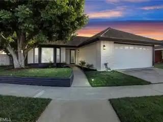 Sleek Open Floorplan with Quartz Island