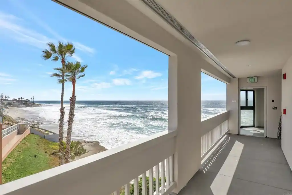 Breathtaking Oceanfront Penthouse