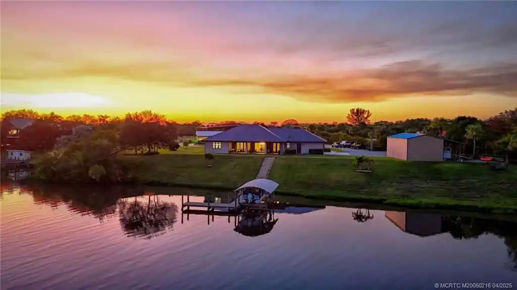 Exquisite Equestrian Property and Countryside Property