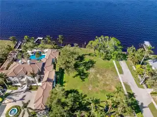 Prime Riverfront Lot