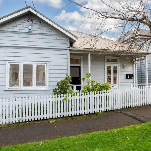 ENDLESS POTENTIAL IN UNBEATABLE LOCATION